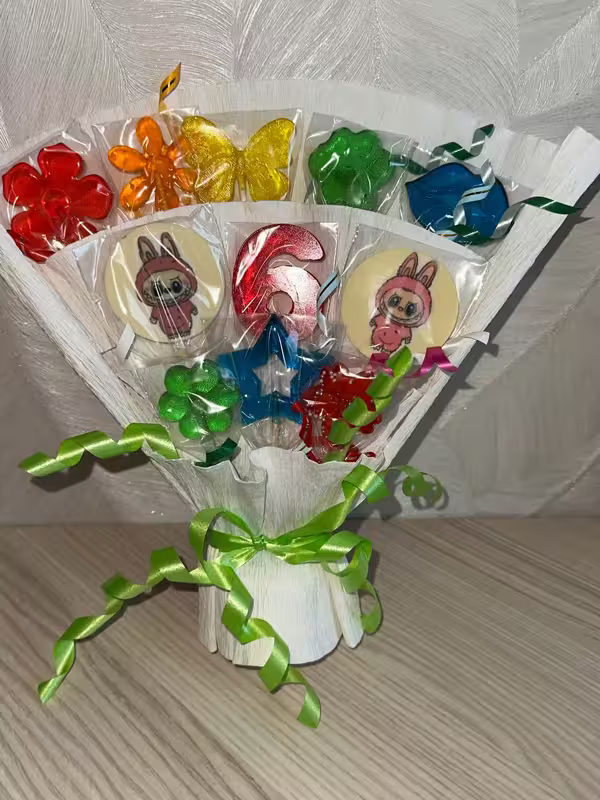 Леденцы и шоколадные конфетки с Лабубу Букет.